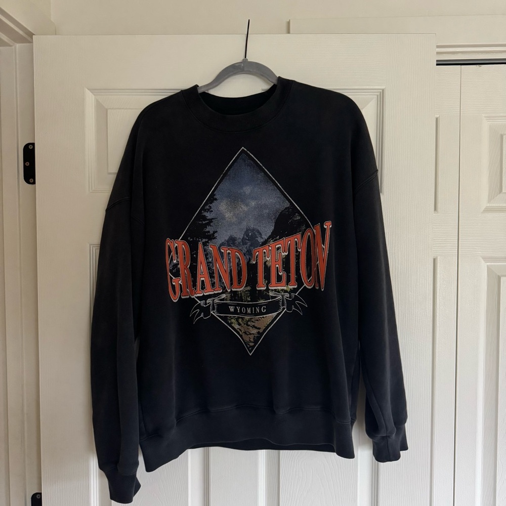 Abercrombie Grand Teton Black Sweater